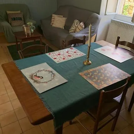 펜션 Paradis Cette Petite Maison Au Bord De La Dordogne *